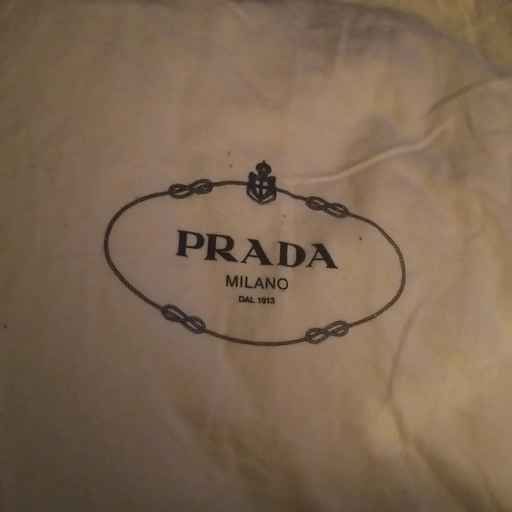 Prada handbag - Picture 7 of 7